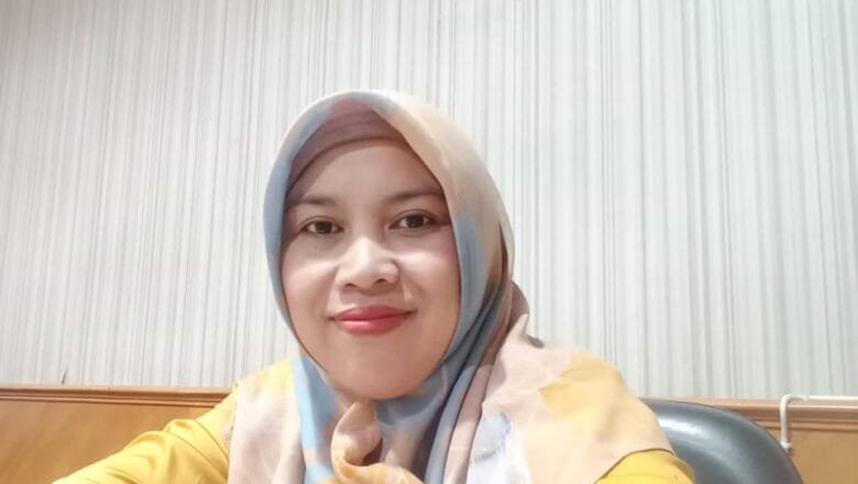 Khoiriyah Buktikan Sukses Berbisnis Sambil Bekerja, Ini Rahasianya!