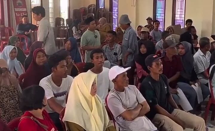 Perekaman Data Kependudukan di Tanjung Sari, Hamdani dan Disdukcapil Turun Langsung